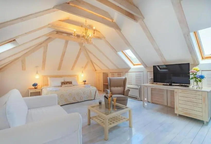 اتاق سوپریور با چشم‌انداز دریا, Boutique Hotel Capitano