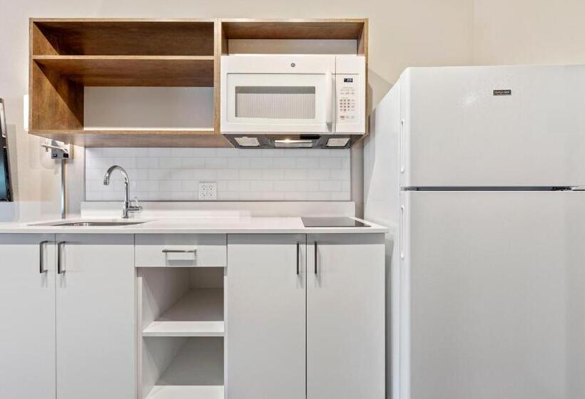스탠다드 스튜디오, Extended Stay America Premier Suites  Tampa  Gibsonton  Riverview