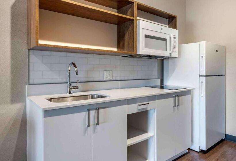 إستوديو قياسى, Extended Stay America Premier Suites  Tampa  Gibsonton  Riverview