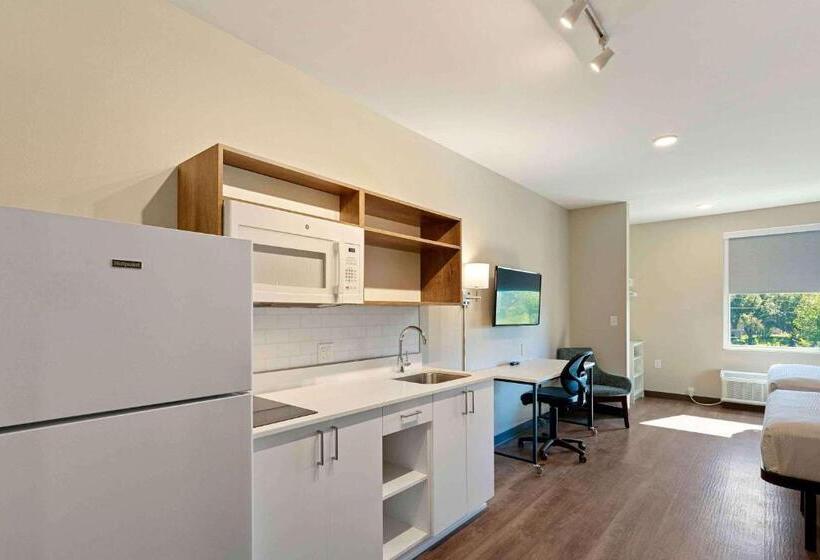스탠다드 스튜디오, Extended Stay America Premier Suites  Tampa  Gibsonton  Riverview