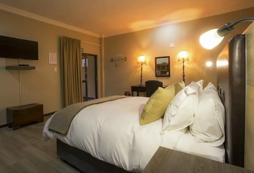 デラックススタジオ, The Royal Palm Bed & Breakfast