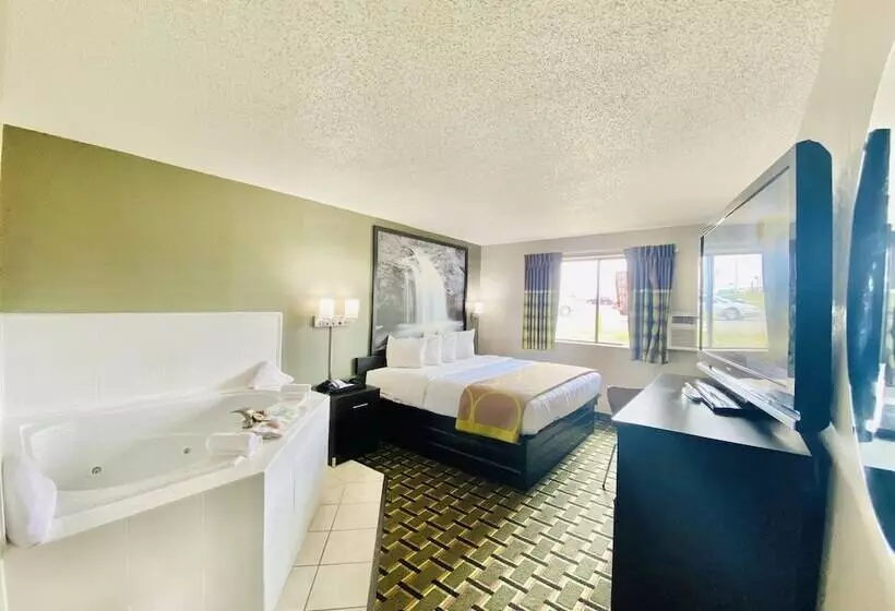 Deluxe-huone, Super 8 By Wyndham Wyoming/grand Rapids Area