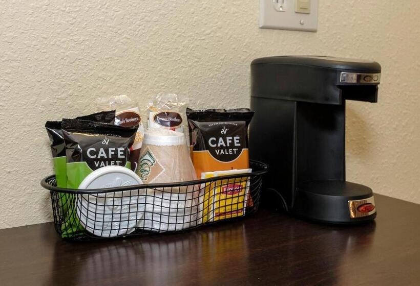 디럭스 룸 킹사이즈 침대, Red Roof Inn Osage Beach Lake Of The Ozarks