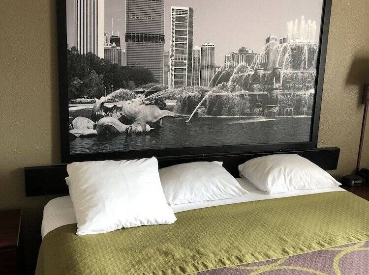 جناح غرفتين نوم, Super 8 By Wyndham Aurora/naperville Area