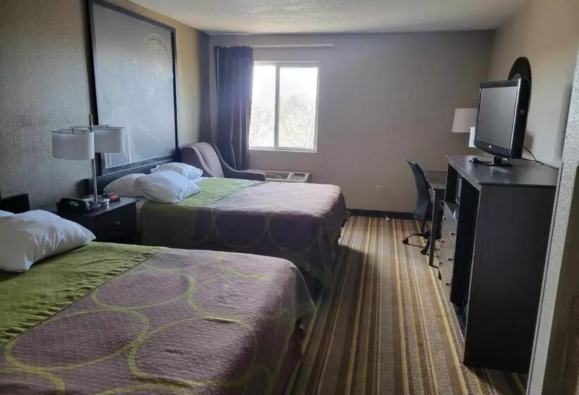 ２ベッドスイートルーム, Super 8 By Wyndham Aurora/naperville Area