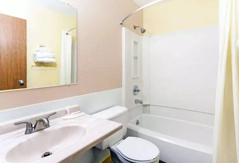 ２ダブルベッドのスタンダードルーム, Super 8 By Wyndham Bath Hammondsport Area