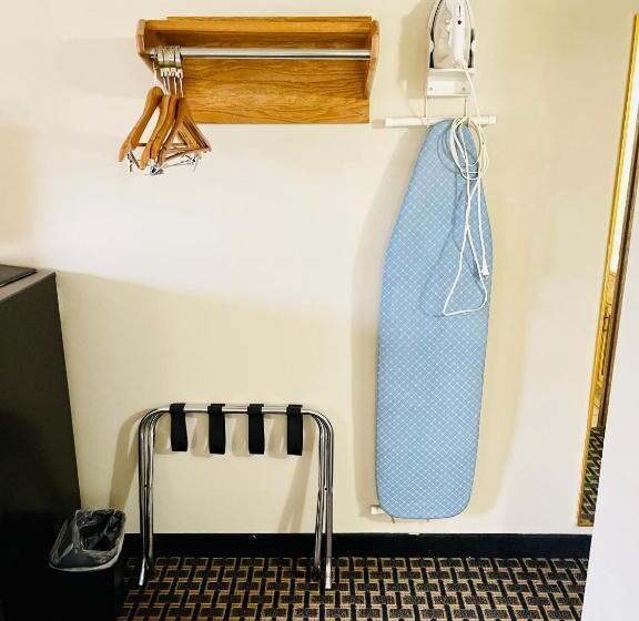 장애인을 위한 스탠다드 룸, Super 8 By Wyndham Clear Lake