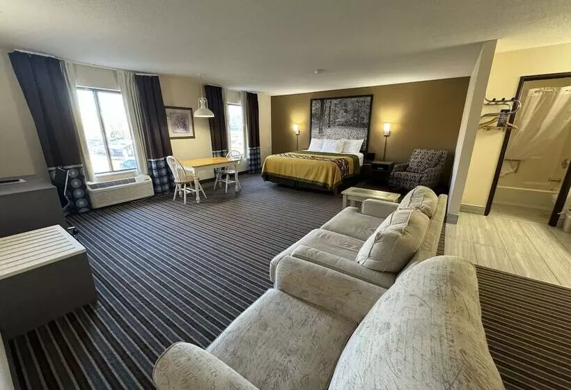 سوییت, Super 8 By Wyndham Columbia Clark Lane