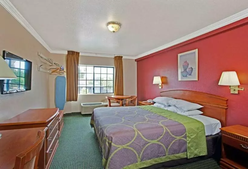 اتاق استاندارد با تخت بزرگ, Super 8 By Wyndham Hollywood/la Area