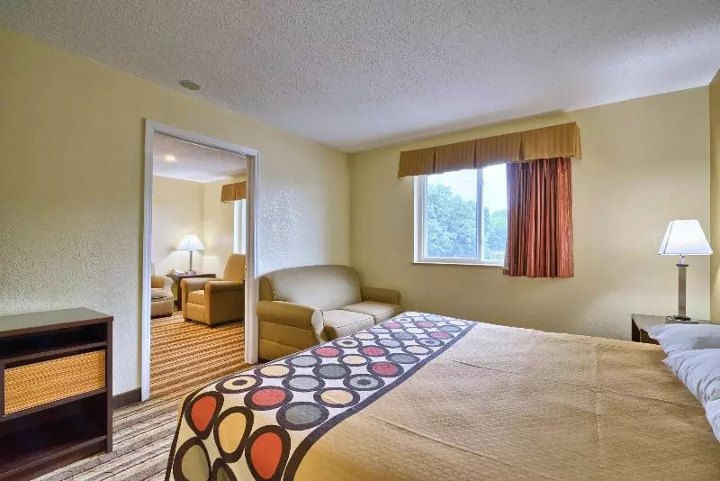 سوئیت با تخت بزرگ, Super 8 By Wyndham Latham Albany Airport