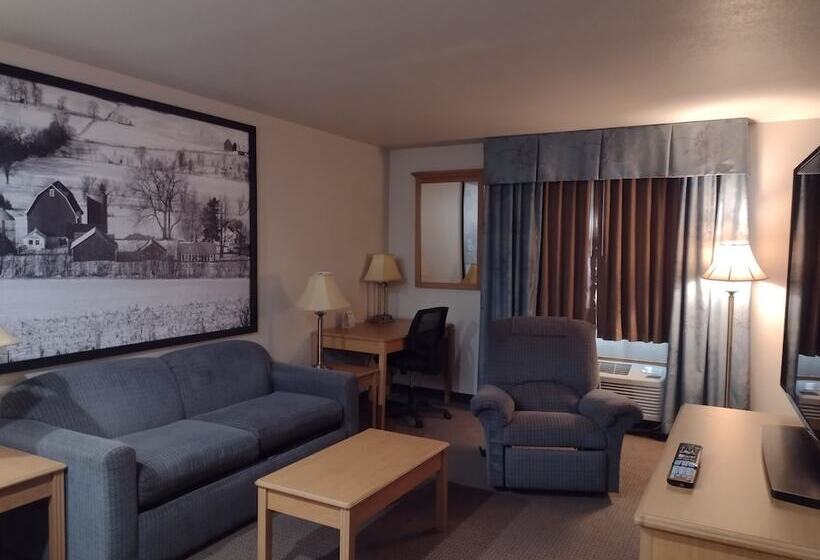 جناح, Super 8 By Wyndham Monroe Wi