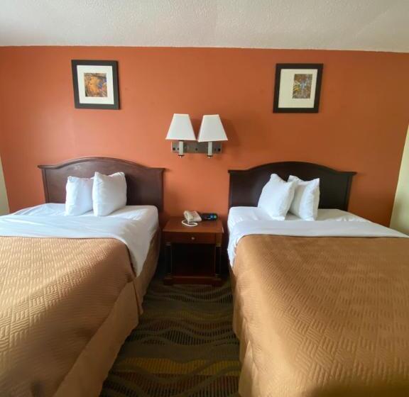 חדר סטנדרט שתי מיטות זוגיות, Travelodge By Wyndham La Porte/michigan City Area