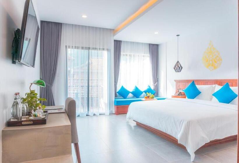 اتاق پرمیوم, Angkor Aurora