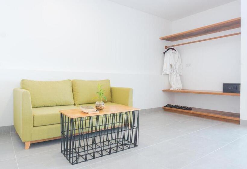 Premium Family Room, Angkor Aurora