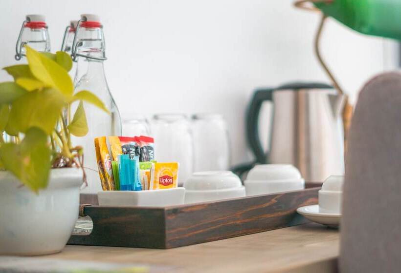 اتاق پرمیوم, Angkor Aurora