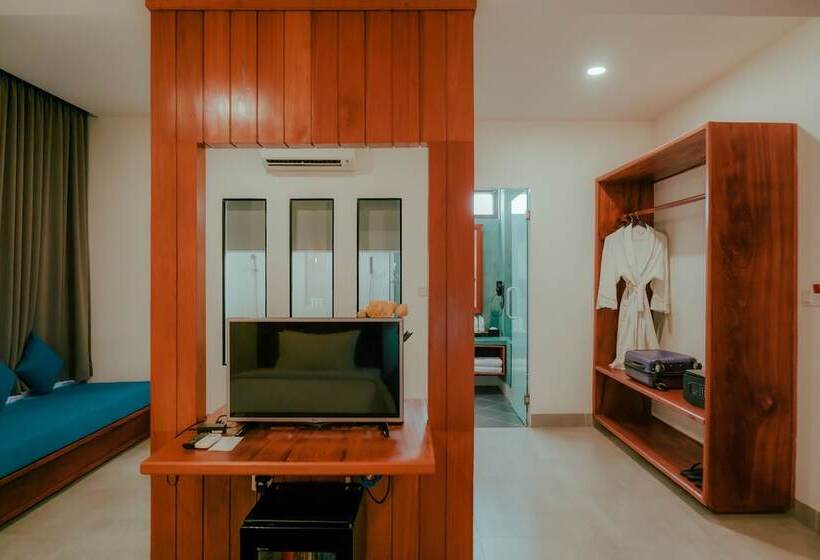 اتاق پرمیوم, Angkor Aurora