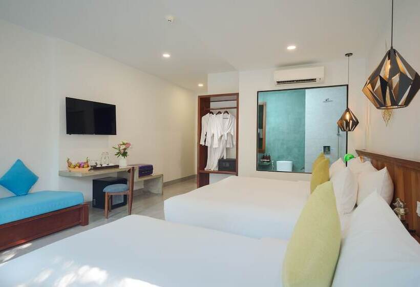 اتاق لوکس خانوادگی, Angkor Aurora