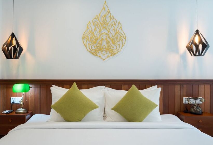 اتاق لوکس خانوادگی, Angkor Aurora