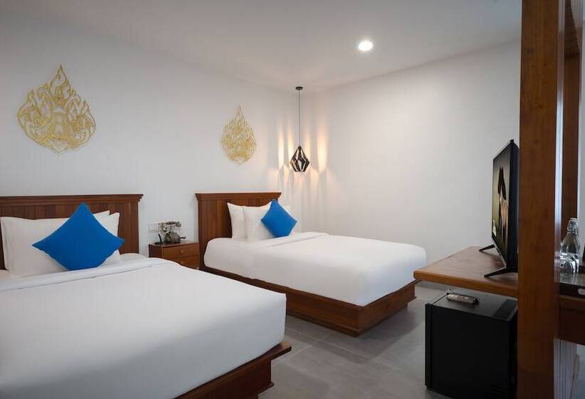 اتاق پرمیوم, Angkor Aurora