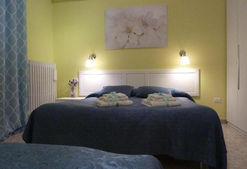 ファミリールーム, Belvedere Di San Benedetto Del Tronto Affittacamere Senza Colazione