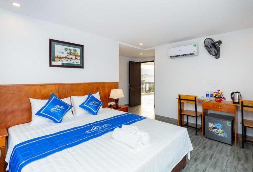 اتاق استاندارد با چشمانداز استخر, Elizabeth Hotel Tam Coc