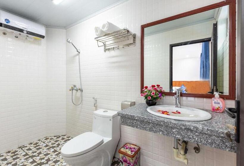 اتاق استاندارد با چشمانداز کوهستان, Elizabeth Hotel Tam Coc