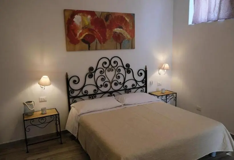 スタンダードルーム, Camere Dieci Maggio