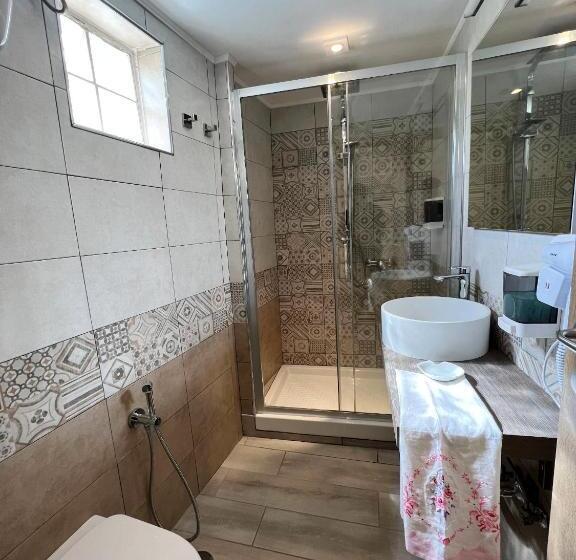 Номер Стандарт, Camere Dieci Maggio