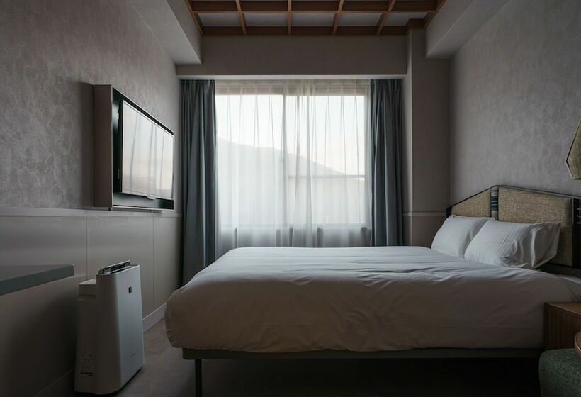 غرفة قياسية, Aoka Kamigoto