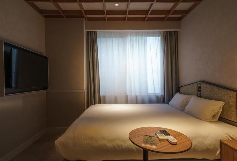 غرفة قياسية, Aoka Kamigoto