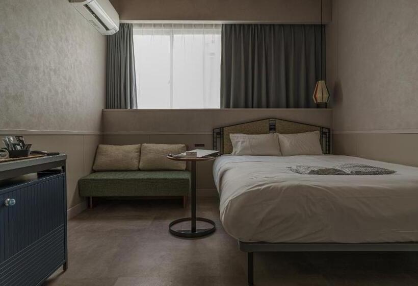 غرفة ديلوكس, Aoka Kamigoto