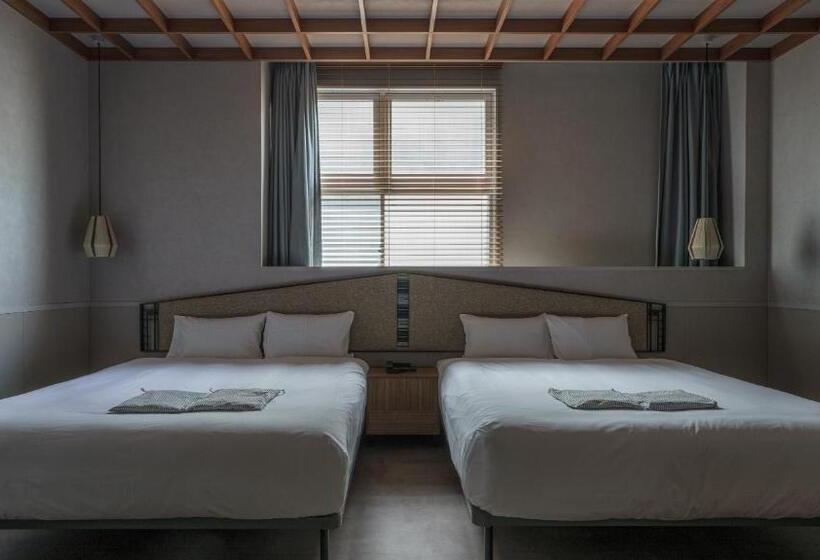 غرفة سوبيريور عائلية, Aoka Kamigoto