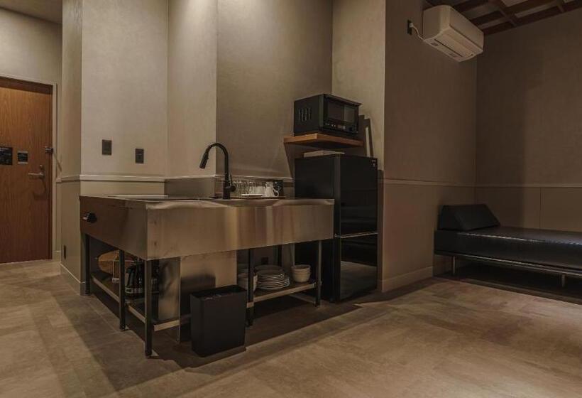 غرفة سوبيريور عائلية, Aoka Kamigoto