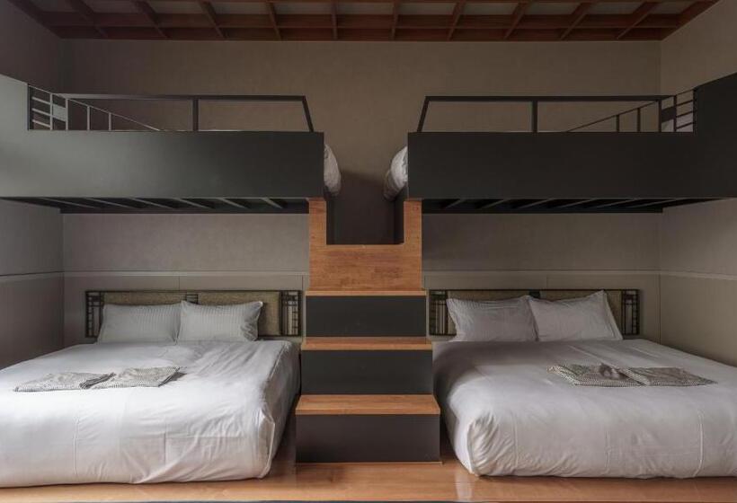 غرفة عائلية سرير بطابقين, Aoka Kamigoto