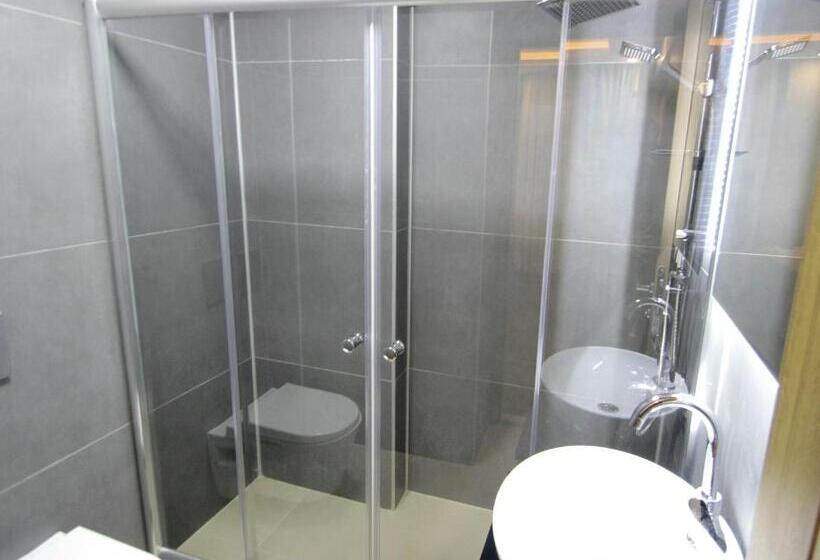 اتاق لوکس, Hira