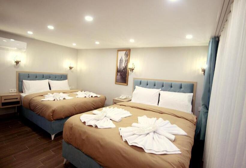 اتاق خانوادگی با چشمانداز باغ, Hira