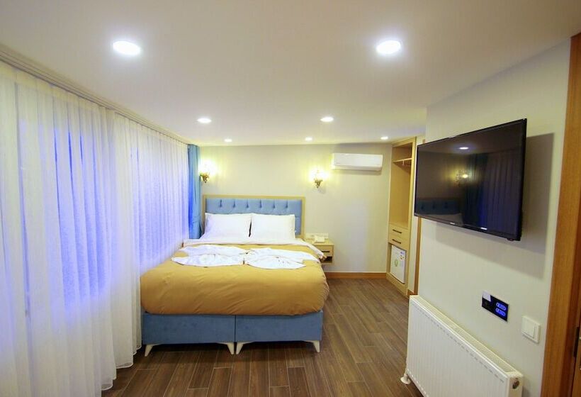 اتاق لوکس سه تخته, Hira