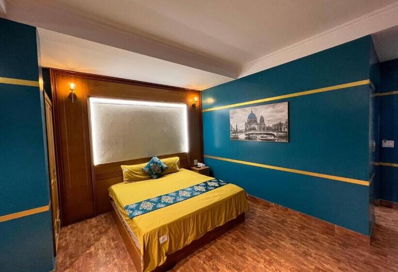 اتاق استاندارد با بالکن, Kim Dung Ha Long