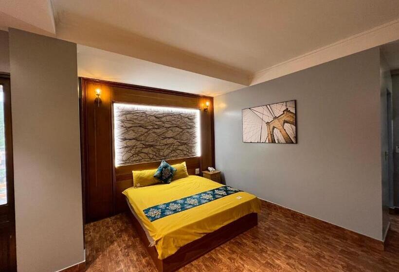 اتاق استاندارد با بالکن, Kim Dung Ha Long