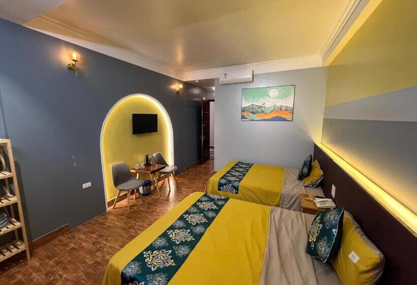 اتاق خانوادگی, Kim Dung Ha Long