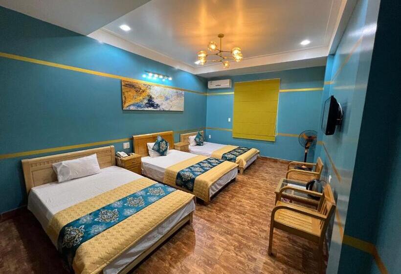 اتاق استاندارد سه نفره, Kim Dung Ha Long