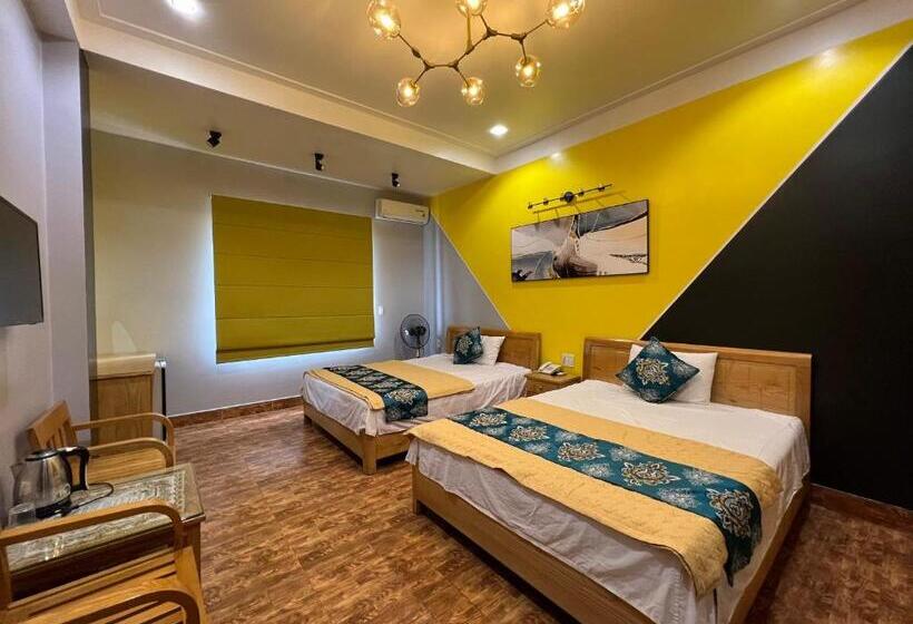 اتاق سوپریور خانوادگی, Kim Dung Ha Long