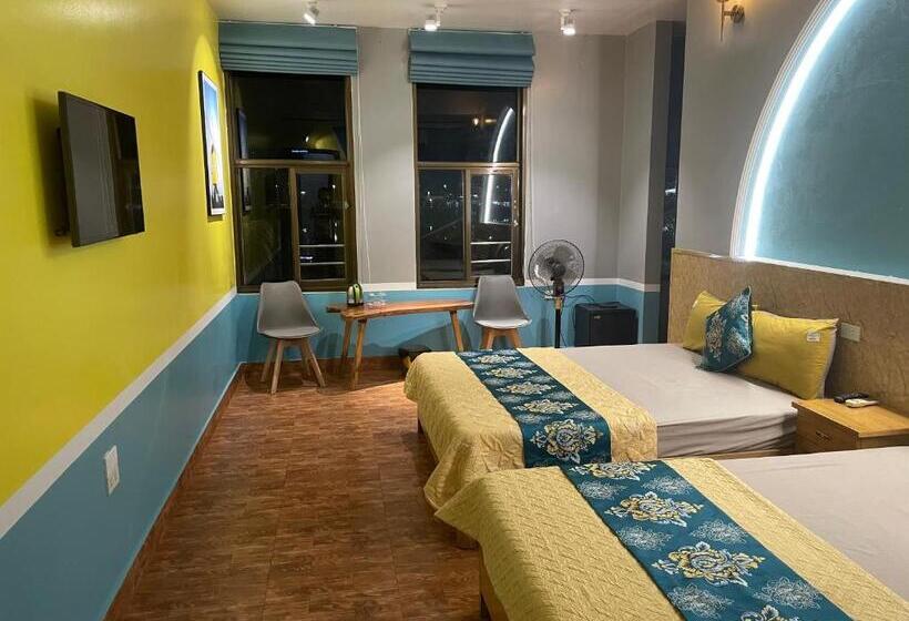 اتاق خانوادگی, Kim Dung Ha Long