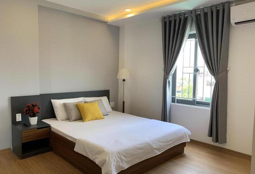 اتاق لوکس با تخت بزرگ, Rang Dong Hue