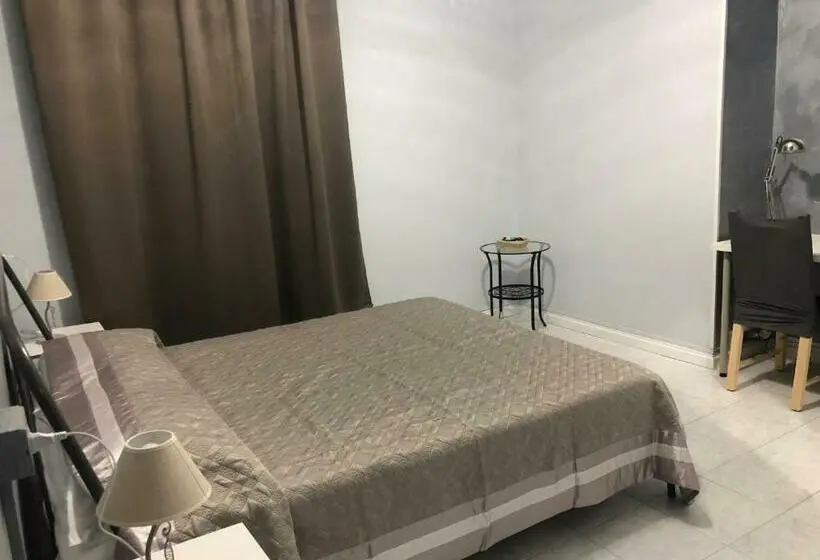 اتاق استاندارد, Affittacamere Roma