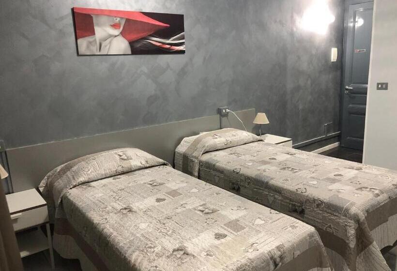 Номер Стандарт, Affittacamere Roma