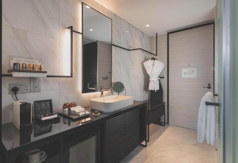 اتاق لوکس با چشمانداز استخر, The Outpost Hotel Sentosa By Far East Hospitality