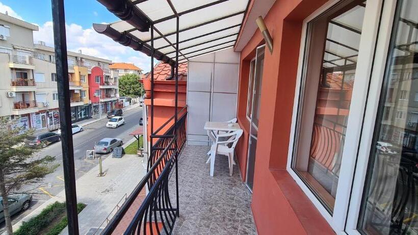 Студия Deluxe, Sineva Guest House