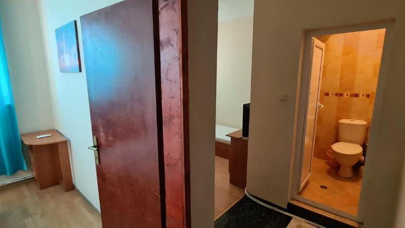 침실 2개 스위트, Sineva Guest House