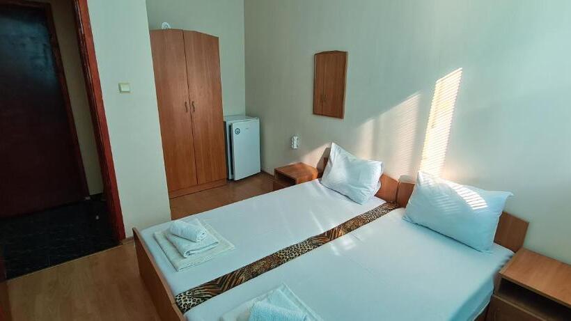 침실 2개 스위트, Sineva Guest House